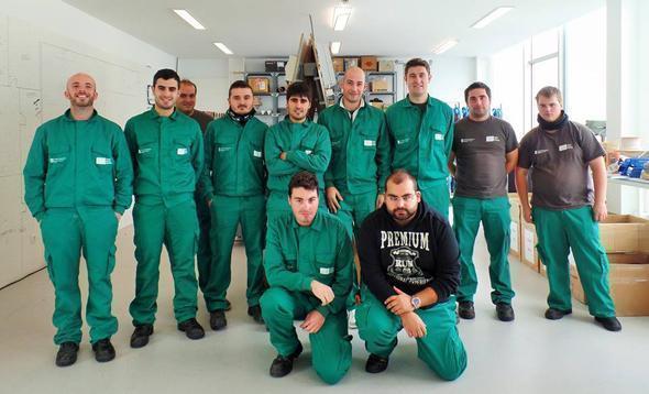 Alumnos en Electricidade no Forum Carballo Alumnos en Electricidade no Forum Carballo