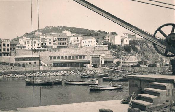 Imaxe antiga da lonxa vella de Malpica Imaxe antiga da lonxa vella de Malpica