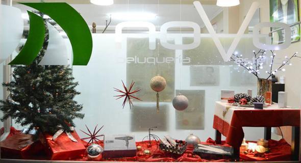 Escaparate de Perruqueria Novo de Vimianzo Escaparate de Perruqueria Novo