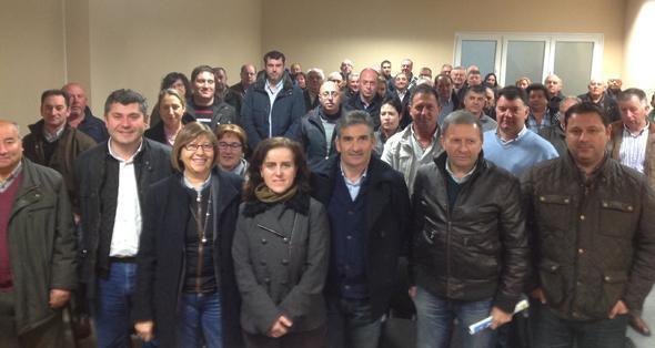 O sector gandeiro reuniuse co PP en Santa Comba O sector gandeiro reuniuse co PP en Santa Comba