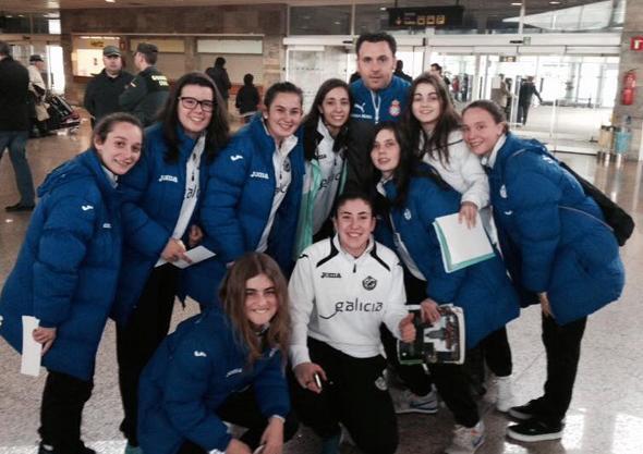 As rapazas do Fisober coincidiron co Espanol no aeroporto e botaron foto con Sergio As rapazas do Fisober coincidiron co Espanol no aeroporto e botaron foto con Sergio