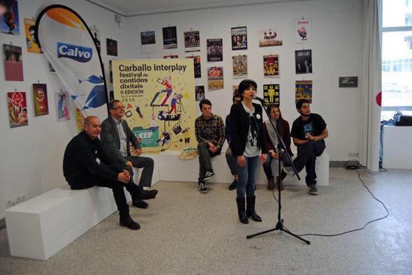 Sonia Mendez presentando o Interplay Sonia Mendez presentando o Interplay