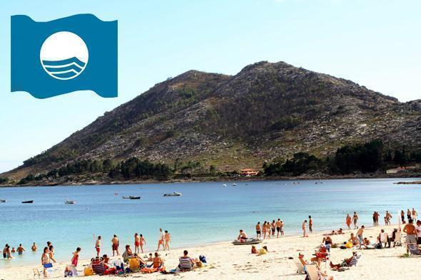 A praia-de-san-francisco-muros con Bandeira Azul A praia-de-san-francisco-muros con Bandeira Azul
