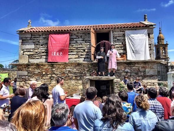 Festiletras 2015-As Cantareiras de Ardebullo no Cabazo da Fundacion Eduardo Pondal Festiletras 2015-As Cantareiras de Ardebullo no Cabazo da Fundacion Eduardo Pondal