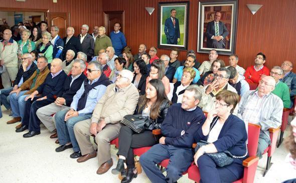 Imaxe do pleno de investidura en Cee Imaxe do pleno de investidura en Cee
