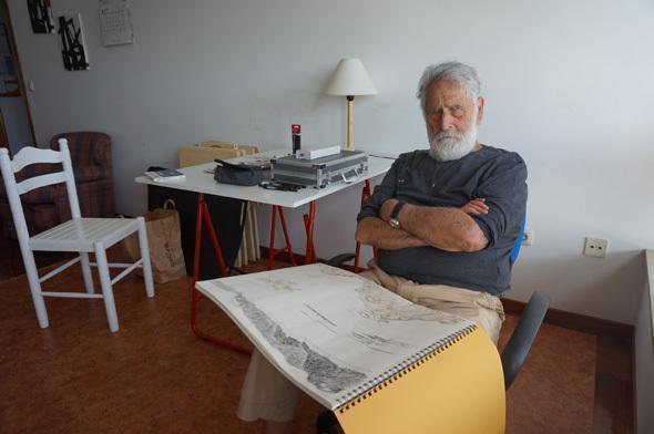 Oscar Estruga na casa de becarios da Fundacion Torre Pujales en Corme Oscar Estruga na casa de becarios da Fundacion Torre Pujales en Corme