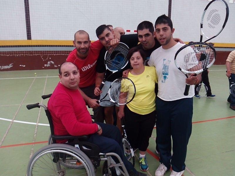 Tenis en Adisbusmur