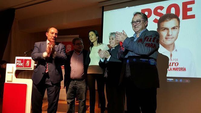 A sanidade foi un dos principais temas do mitin que ofreceu onte Ricardo García Mira en Camariñas