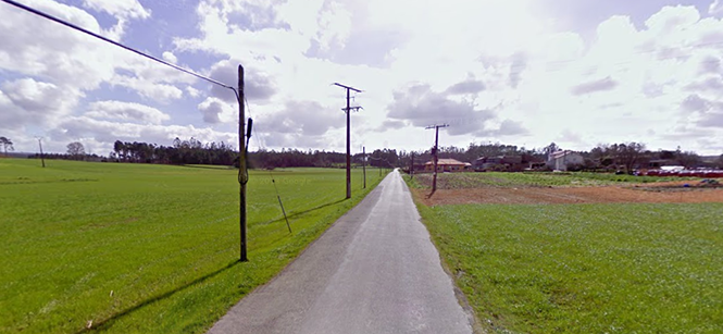 A estrada de Baio a Baíñas é de titularidade provincial e leva anos sen melloras