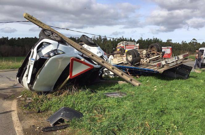 Grave accidente en Carreira-Zas