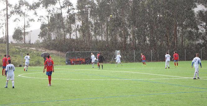 Montelouro-Cee pasado por auga-Foto-Nieves Formoso
