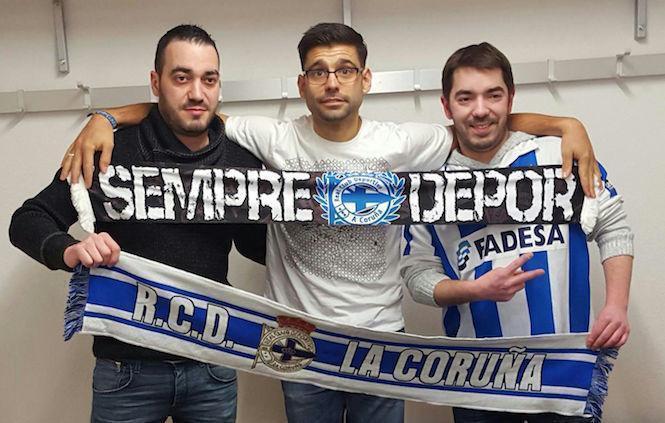 Christian Rodriguez cos fundadores da Pena Deportivista Bergantinos de Berna con Mark e Oscar