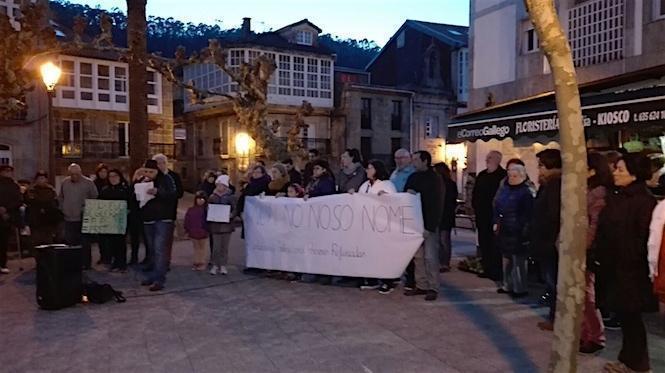Suso Bahamonde lendo contra a deportacion masiva de refuxiados