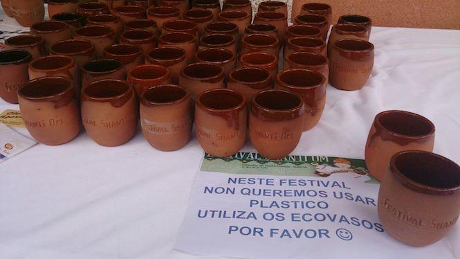 Ecovasos do Festival de Ioga de Santa Comba