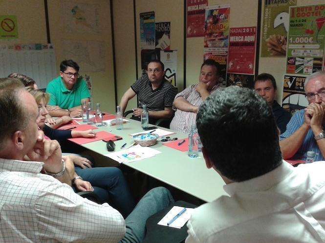 Empresarios de Santa Comna na reunion do ano pasado co ex alcalde