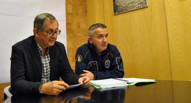 Jose Souto Facal de Proteccion Civl de Carballo co alcalde