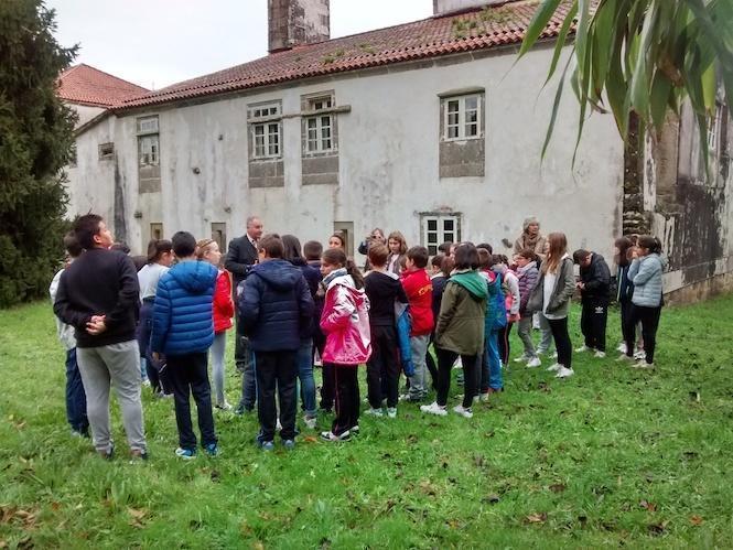 visita-teatralizada-nas-torres-do-allo-para-alumnos-de-zas