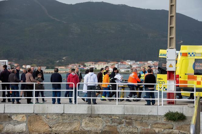 un-morto-tras-caer-ao-mar-coche-muros-foto-jesus-fernandez-2