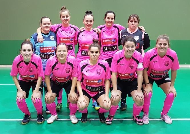 O FSF Ponteceso con Melani, Ana, Martina, Chus e Isabel na fila de arriba e Sndra, Verónica, María, Carmen e Nuria abaixo