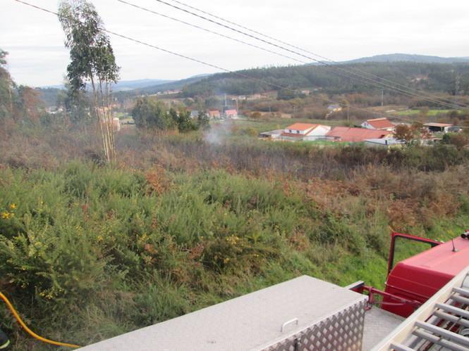 incendio-forestal-en-carballo