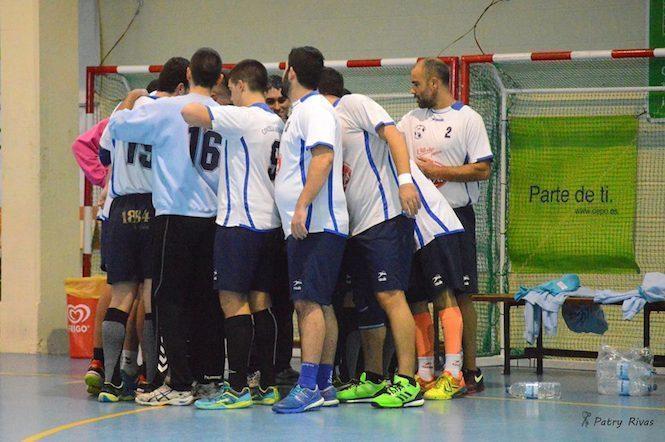 o BM Camarinas tralo partido de Cesantes-Foto-Patri Rivas