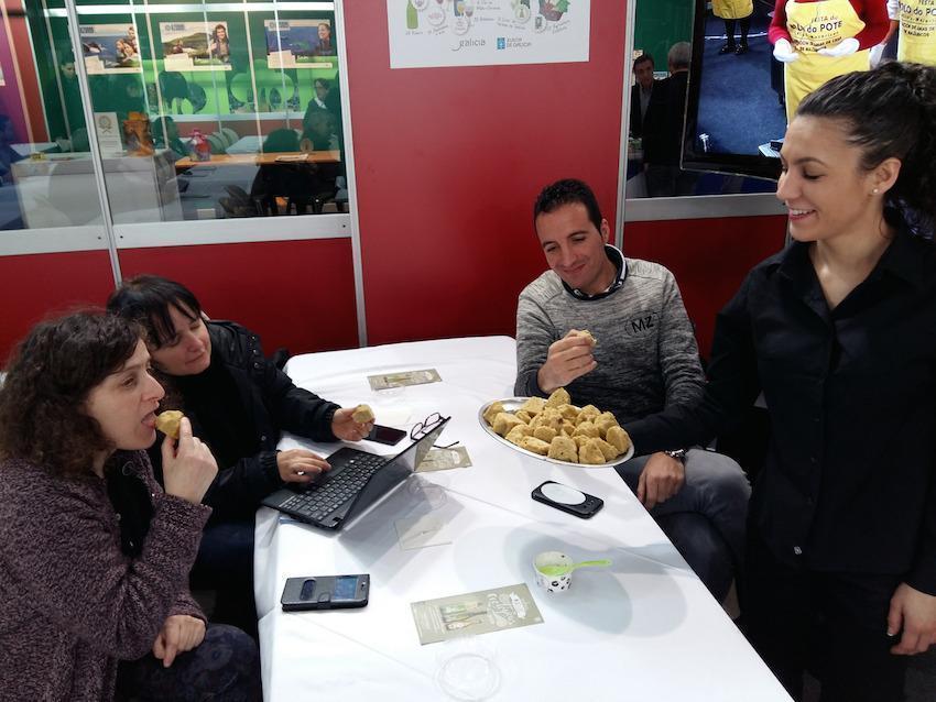 O Bolo do Pote de Mazaricos no Xantar de Expourense