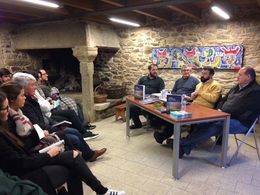 Presentacion do libro de Rafael Lema