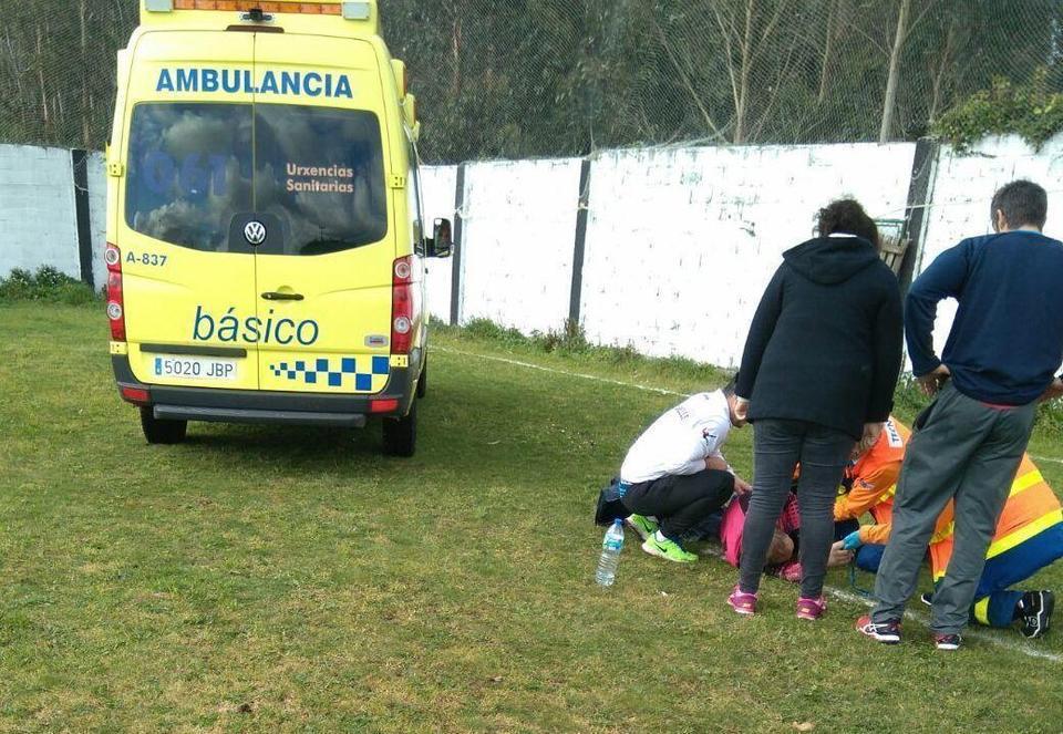 A Ambulancia no no Rodeiro entre Camelle e Lira