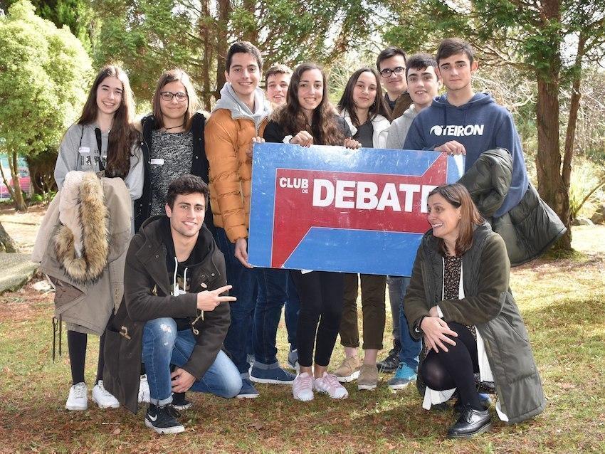 Equipo-Club-Debate-Carballo-Partido-Pondaliano