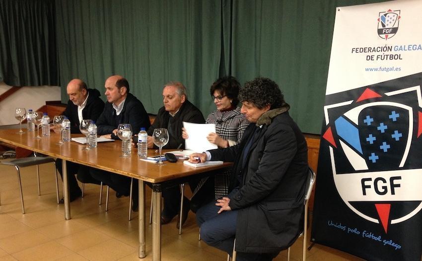 Comitiva da FGF en Baio