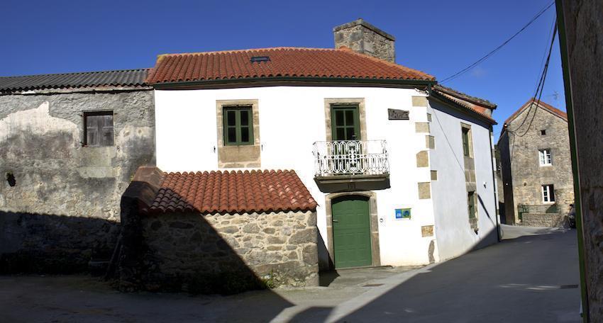 Casa das Peritas en Mallas-Fisterra e de 1830