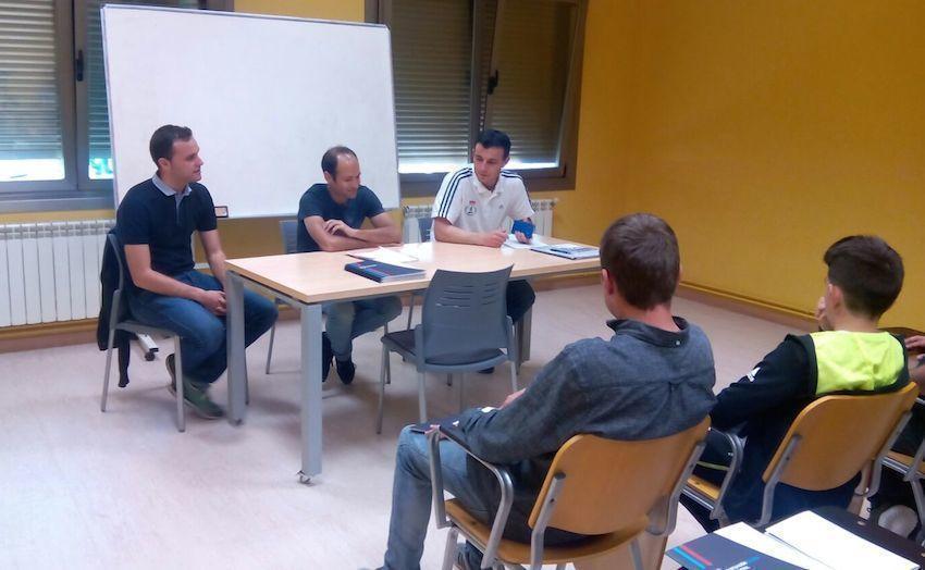 Presentacion do curso de Arbitros da Costa 1