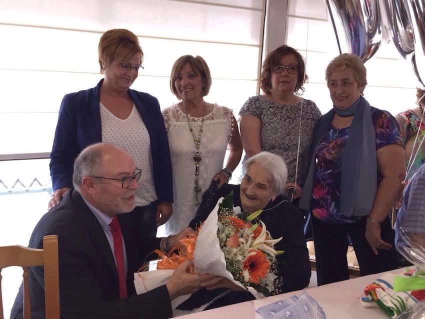 Lucia Trigo represaliada no Franquismo cumple 100 anos en Vimianz