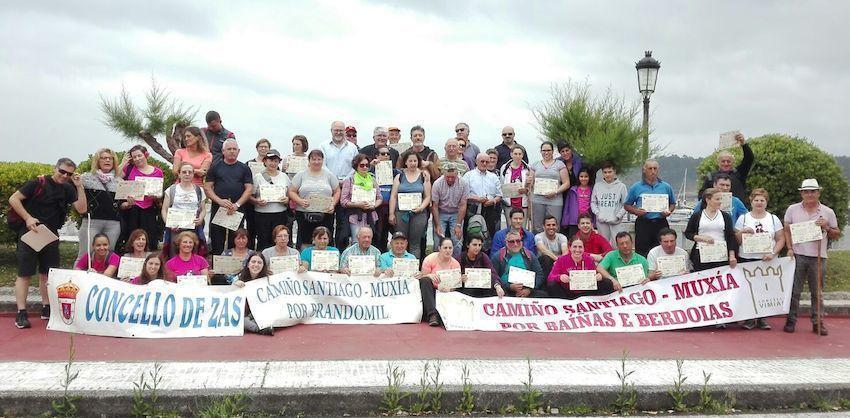 Peregrinos zaseiros coa Muxiana do Camino por Brandomil