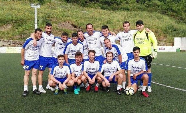 O Carallo Santo comezou o Campionato de Barrios de Esteiro con vitoria