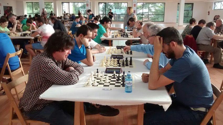 Corcubioneses do Tourinan no Torneo de Xadrez de Carballo