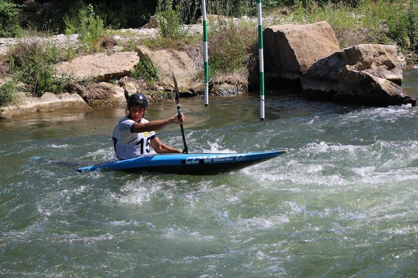 Jorge Quintans do Piraguismo Dumbria en POns