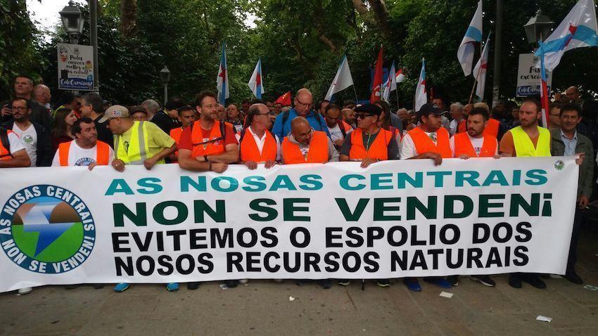 Marcha polos posto de traballo de Ferroatlantica por Compostela-Foto-Rafa Quintans 0