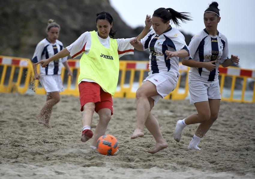 Imaxe da Copa da Costa de Futbol Praia 2017-oto-Criss Becerra