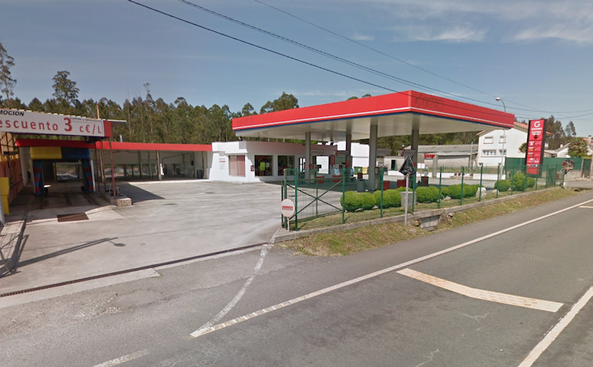 O condutor que causou un accidente foi atopado na gasolinera de Nanton