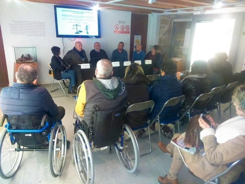 Charla sobre discapacidade no Museo do Mar de Laxe