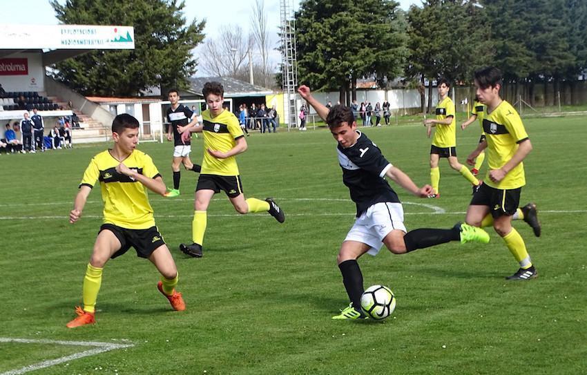 Seleccion Sub 15 da Costa en Xinzo copia