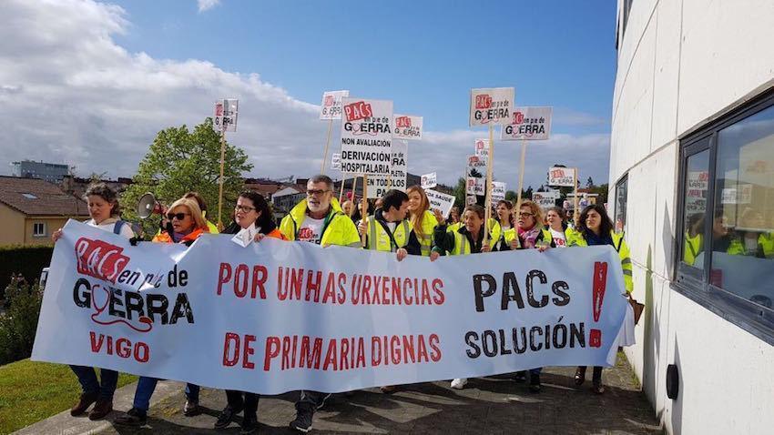 Pacs en guera en Santiago 2
