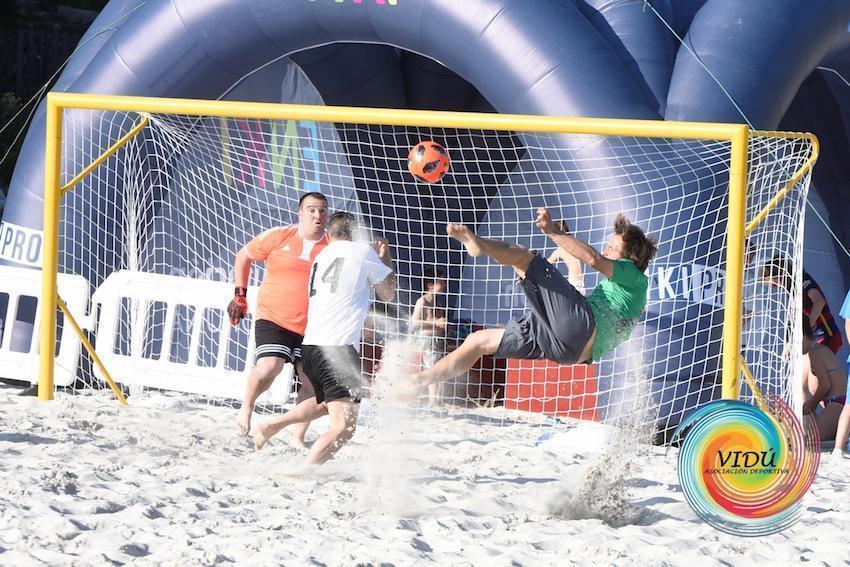 Festa Vidu do Futbol Praia no Osmo-Ramiro