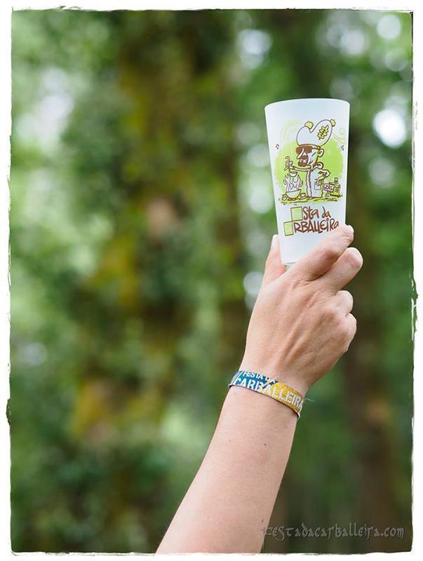 festa-carballeira-zas-vaso-ecoloxico