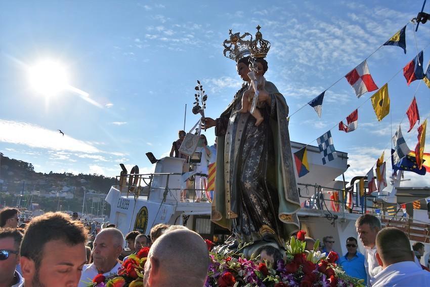 Procesion maritima do Carme de Muros-Foto-Xose Sendon 1