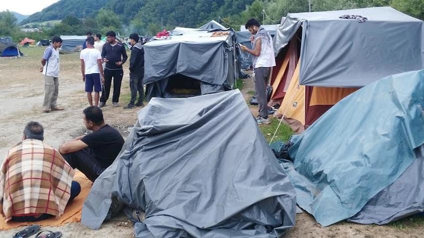 Campamento de Refuxiados de Velika Kladusa copia