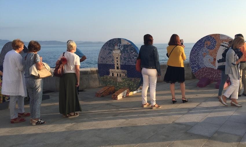 Exposicion dos murais de azulexo dos Faros da Costa de Lar en Sanxenxo 2