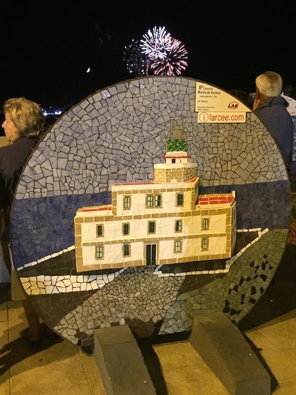Os faros de azulexo de Lar o mellor lugar para ver os fogos de Sanxenxo