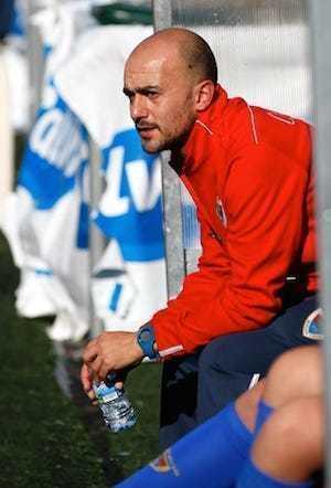 GUeli adestrador do Bergan feminino